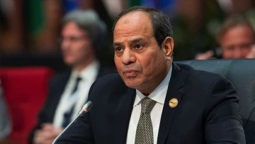 Sisi: &quot;Gazze Anlaşması’nın uygulanması, iki devletli çözüm ve bölge halklarının bütünleşmesi için gerekli&quot;