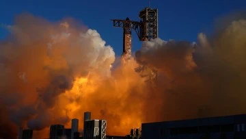  SpaceX'in Starship roketi, 11'inci test uçuşunu başarıyla tamamladı