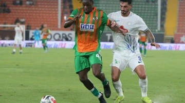 Süper Lig'de sessiz mesai! Puanlar paylaşıldı