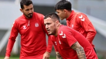 Süper Lig devlerinin gözdesiydi: Sessiz sedasız Türkiye'ye veda etti