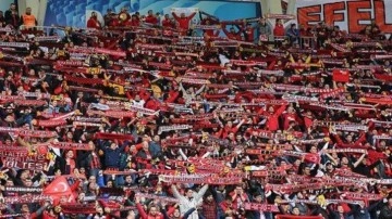 S&uuml;per Lig'in iki efsane takımı 3. Lig'de karşılaşacak: Biletler 35 TL