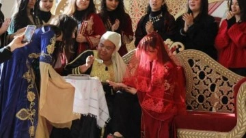 Susa'da T&uuml;rk&ccedil;e r&uuml;zgarı: Liseli gen&ccedil;ler T&uuml;rk&ccedil;e becerilerini sergiledi