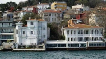Tarihi Sezerar yalısı satışa &ccedil;ıktı: Fiyatı dudak u&ccedil;uklattı!