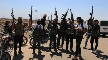 Terör örgütü PKK/YPG, Halep ilinde 11 Suriye askerini alıkoydu