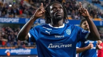 Transfer a&ccedil;ıklandı! Samsunspor, Musaba'nın yerini doldurdu