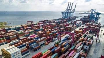 Türk lirasıyla dış ticaret 7 ayda 831 milyar liraya yaklaştı