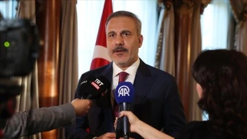 Türkiye Dışişleri Bakanı Fidan, Beyaz Saray’daki Trump-Şara görüşmesine katıldı