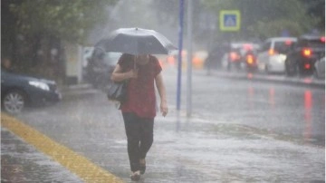 Üç bölge için sağanak yağış ve fırtına uyarısı