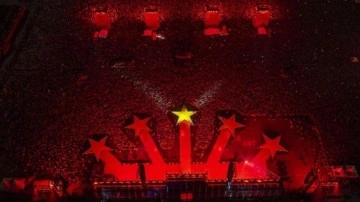 Yenikapı'da dikkat çeken detay! Galatasaray'ın yıldızı kutlamalara katılmadı